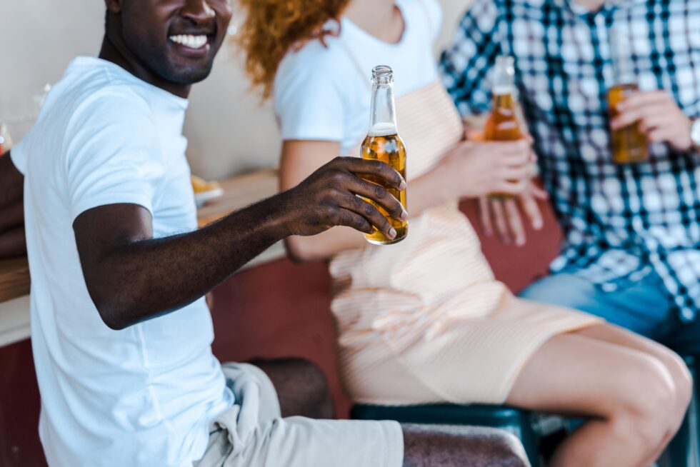 Weekend Alcohol Use: When It’s Okay and When to Seek Support